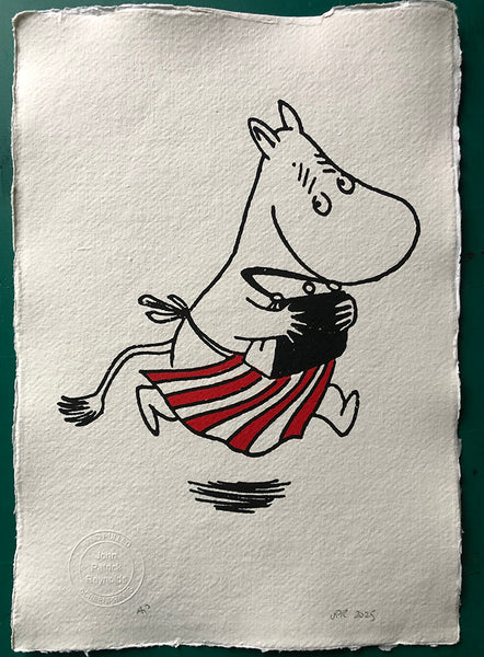 Moomin Mama runs clutching her handbag